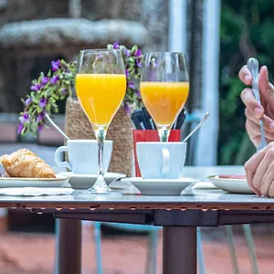 casa-lirio.catalonia-hotels.com/