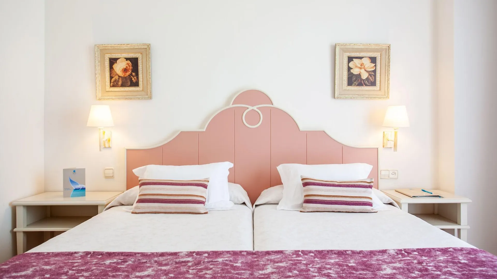 Aparthotel Grupotel Macarella Suites & Spa Son Xoriguer