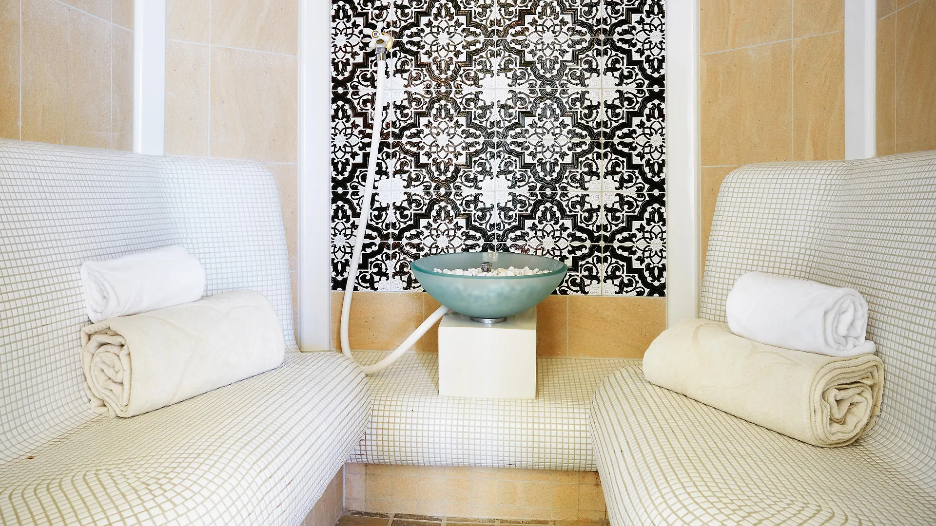 Grupotel Macarella Suites & Spa Son Xoriguer