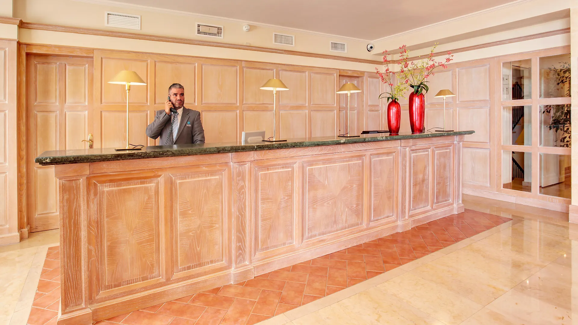 Grupotel Macarella Suites & Spa Son Xoriguer 4*,