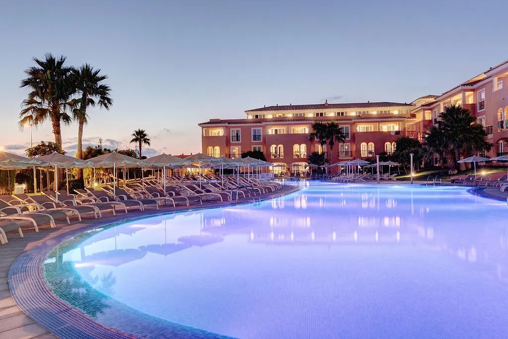 Aparthotel Grupotel Macarella Suites & Spa Son Xoriguer