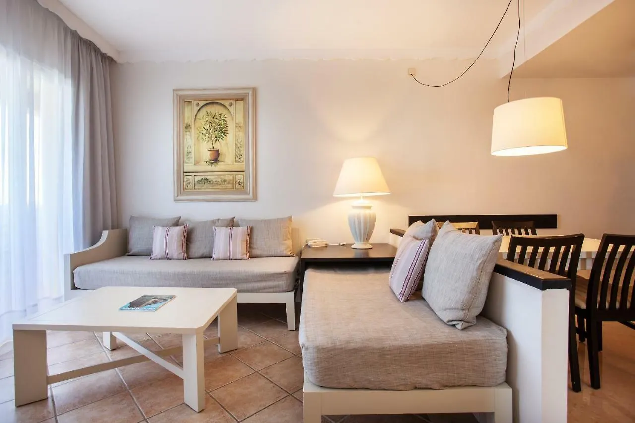 Grupotel Macarella Suites & Spa Son Xoriguer