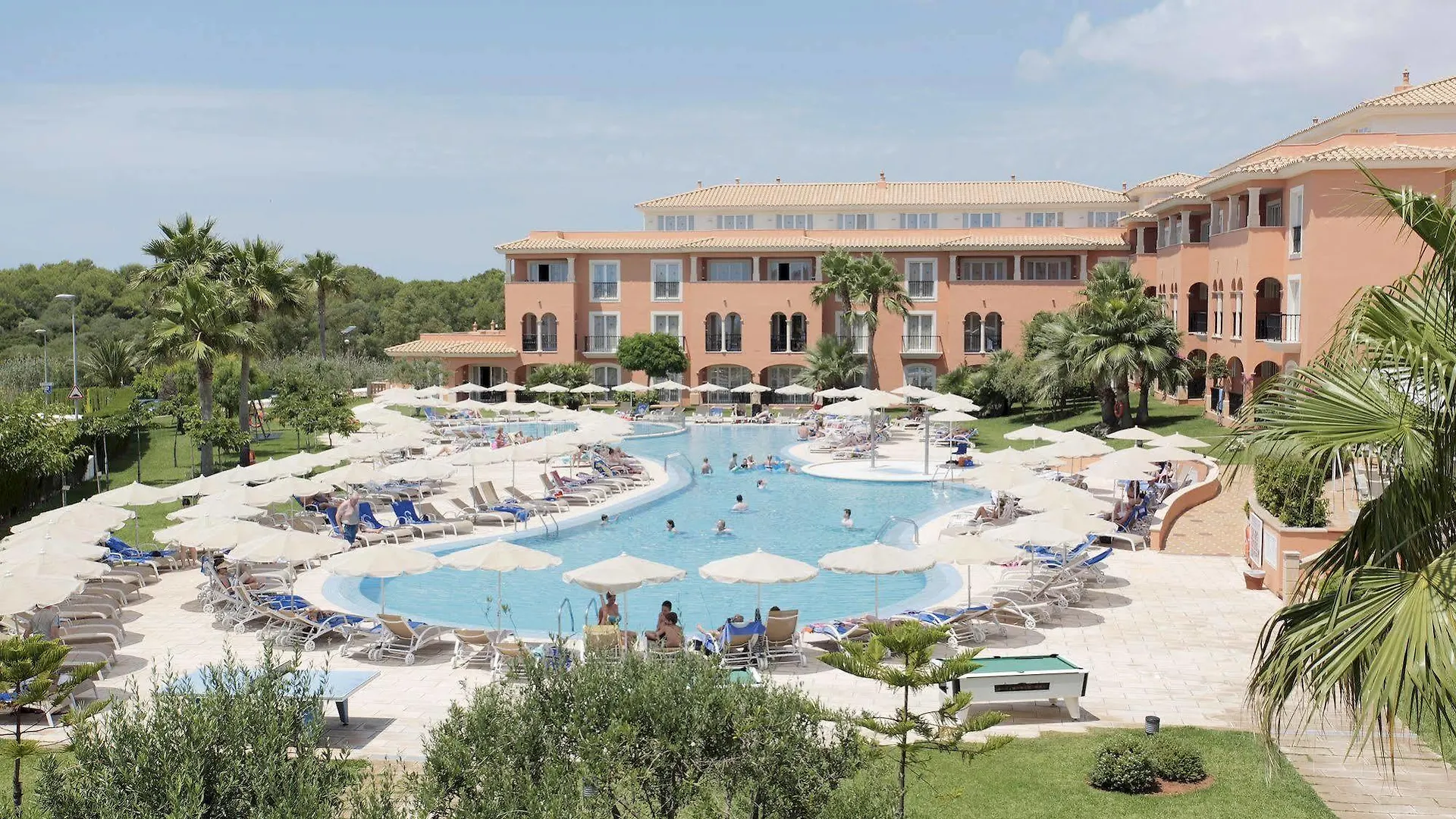 Grupotel Macarella Suites & Spa Son Xoriguer 4*,